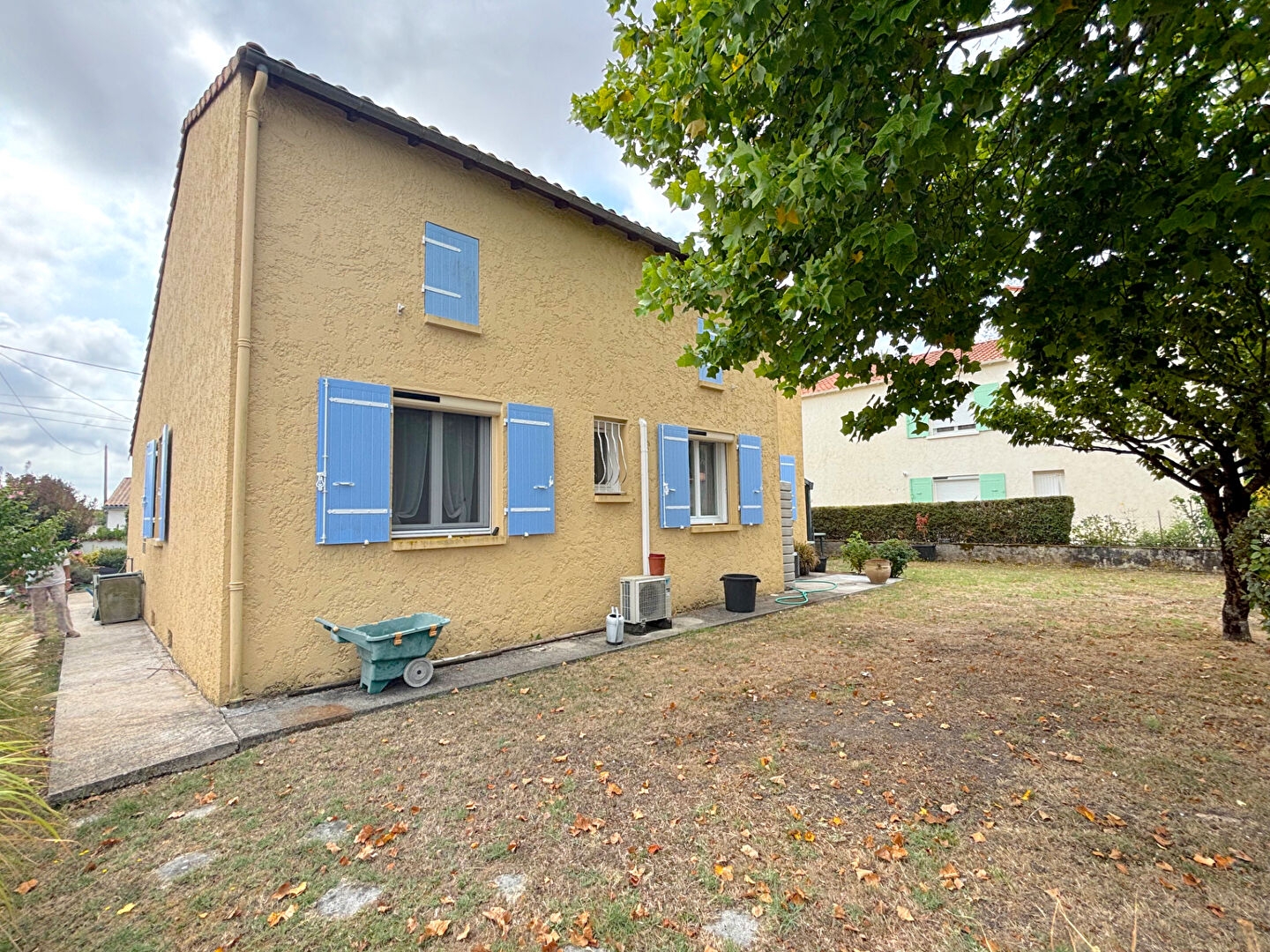 Maison à vendre - 6 pièces - 169m2 - Médis (17600)