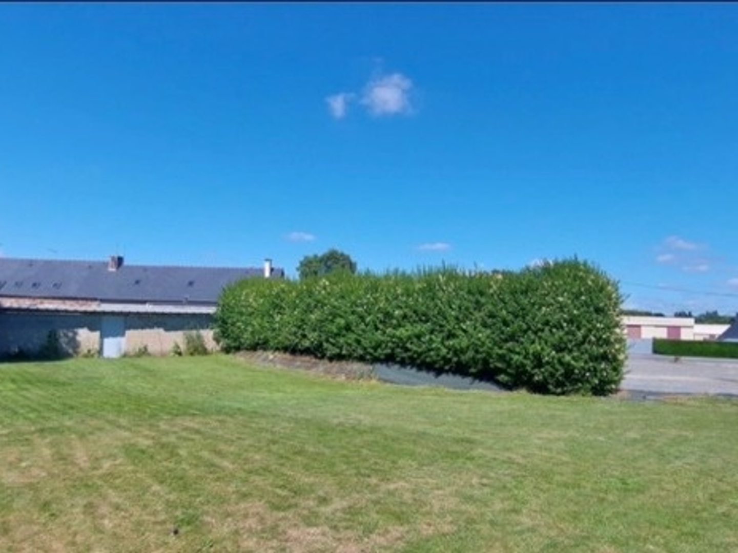 Magasin à vendre - 4 pièces - 270m2 - Pédernec (22540)