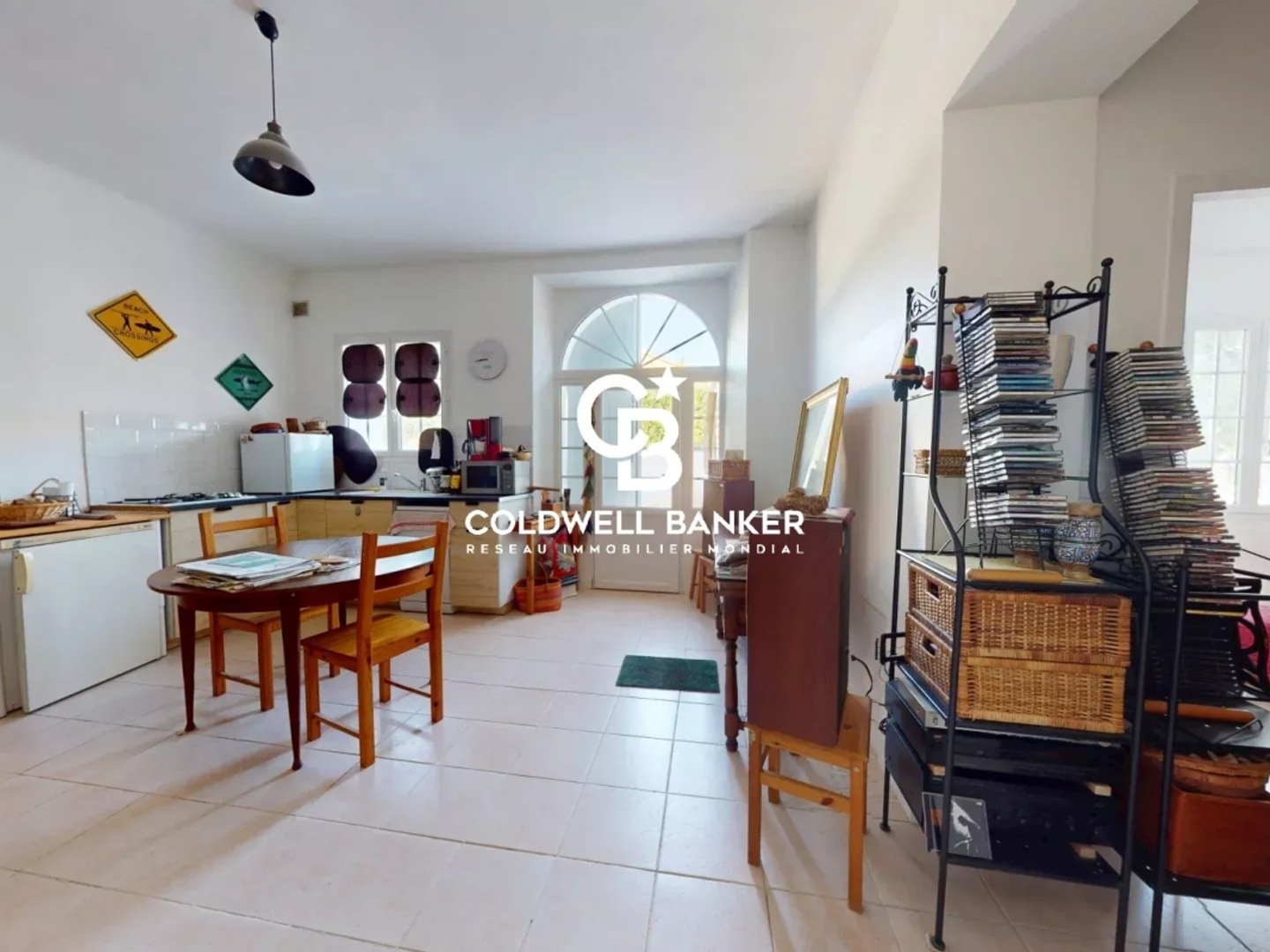Appartement à vendre - 3 pièces - 400m2 - Cavalaire-Sur-Mer (83240)