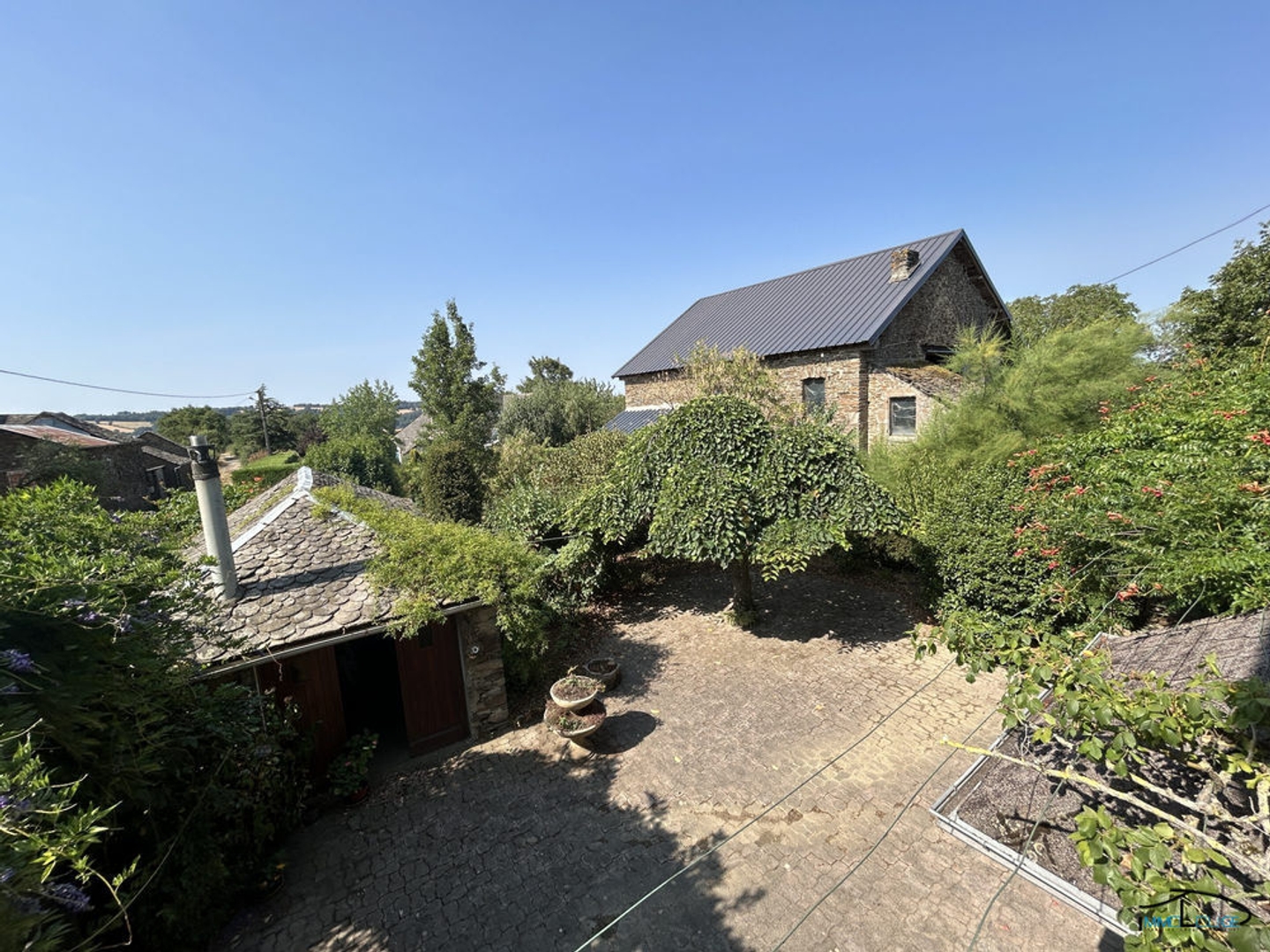 Maison à vendre - 11 pièces - 255m2 - Salmiech (12120)