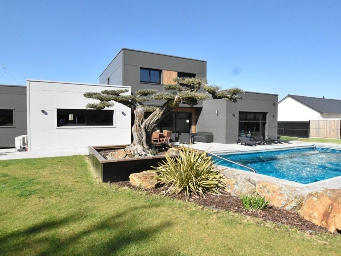 Maison 5 pièces 197 m²