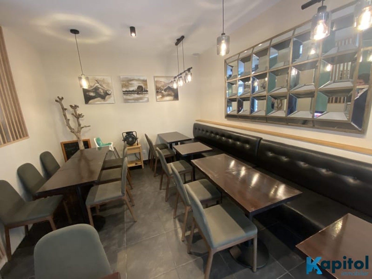 Commerce 56 m²