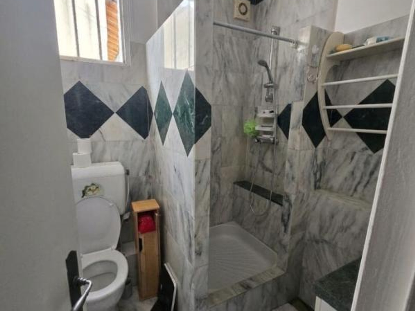 Immeuble à vendre - 6 pièces - 180m2 - Bagnolet (93170)