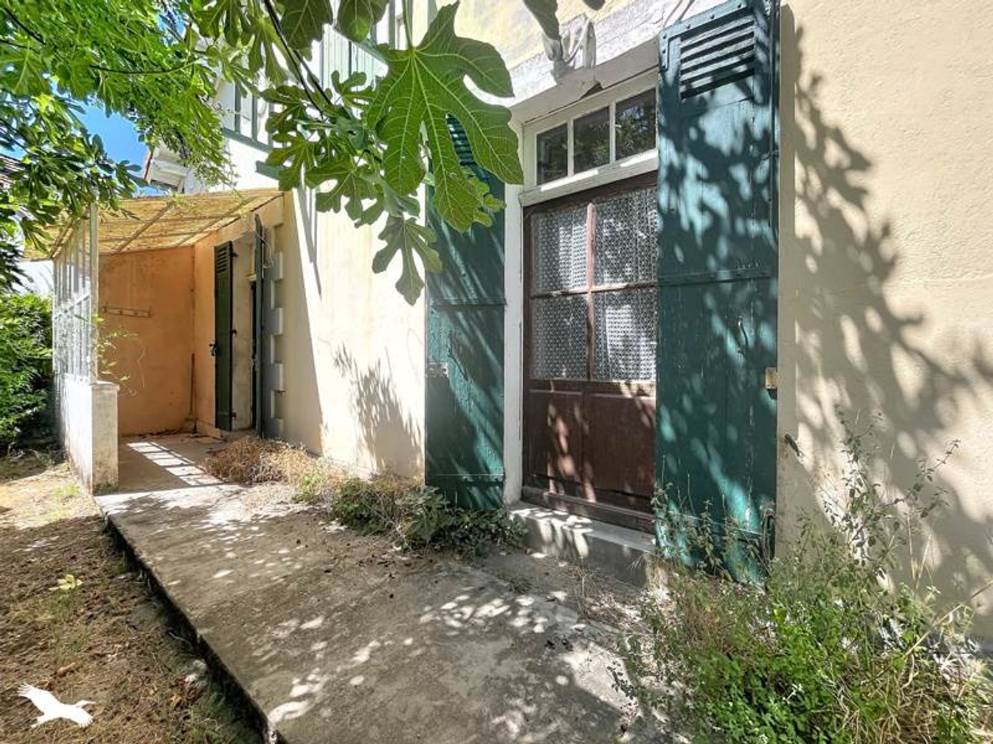 Maison en pierre de 9 pièces principales