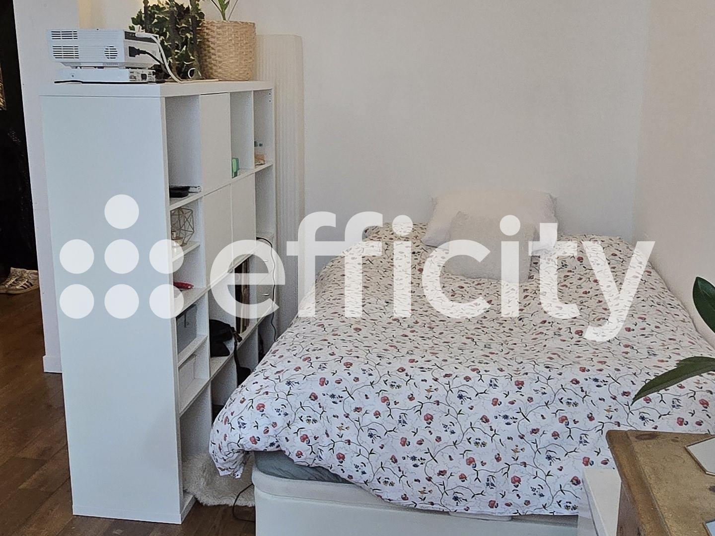 Appartement à vendre - 2 pièces - 46m2 - Paris 11e (75011)