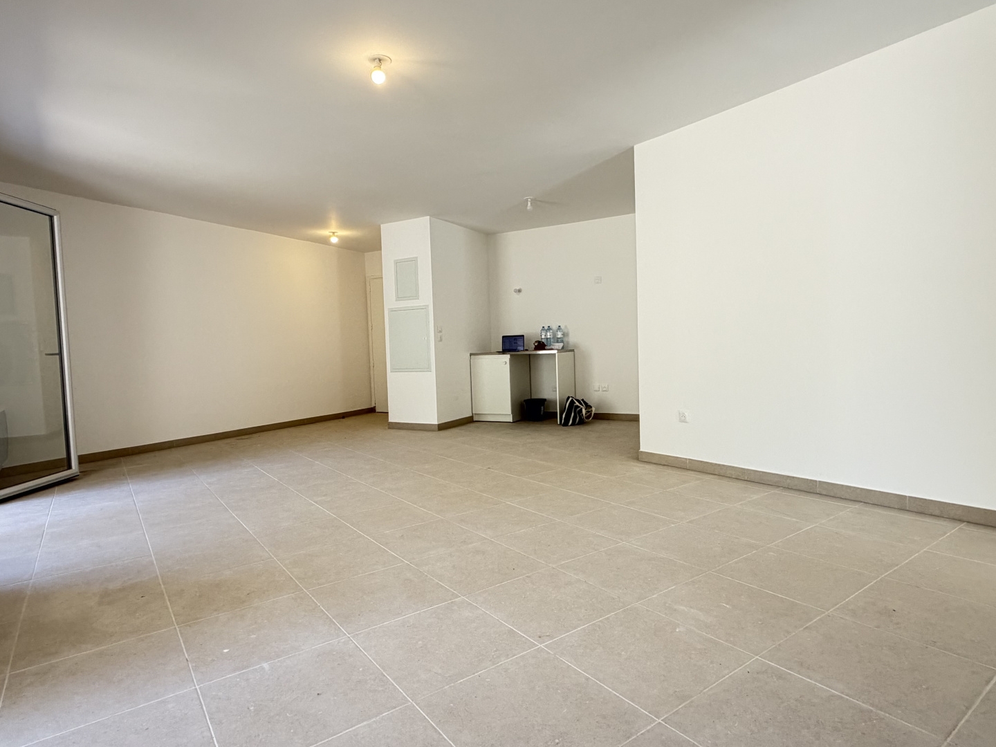 Appartement à vendre - 4 pièces - 87m2 - Meyrargues (13650)