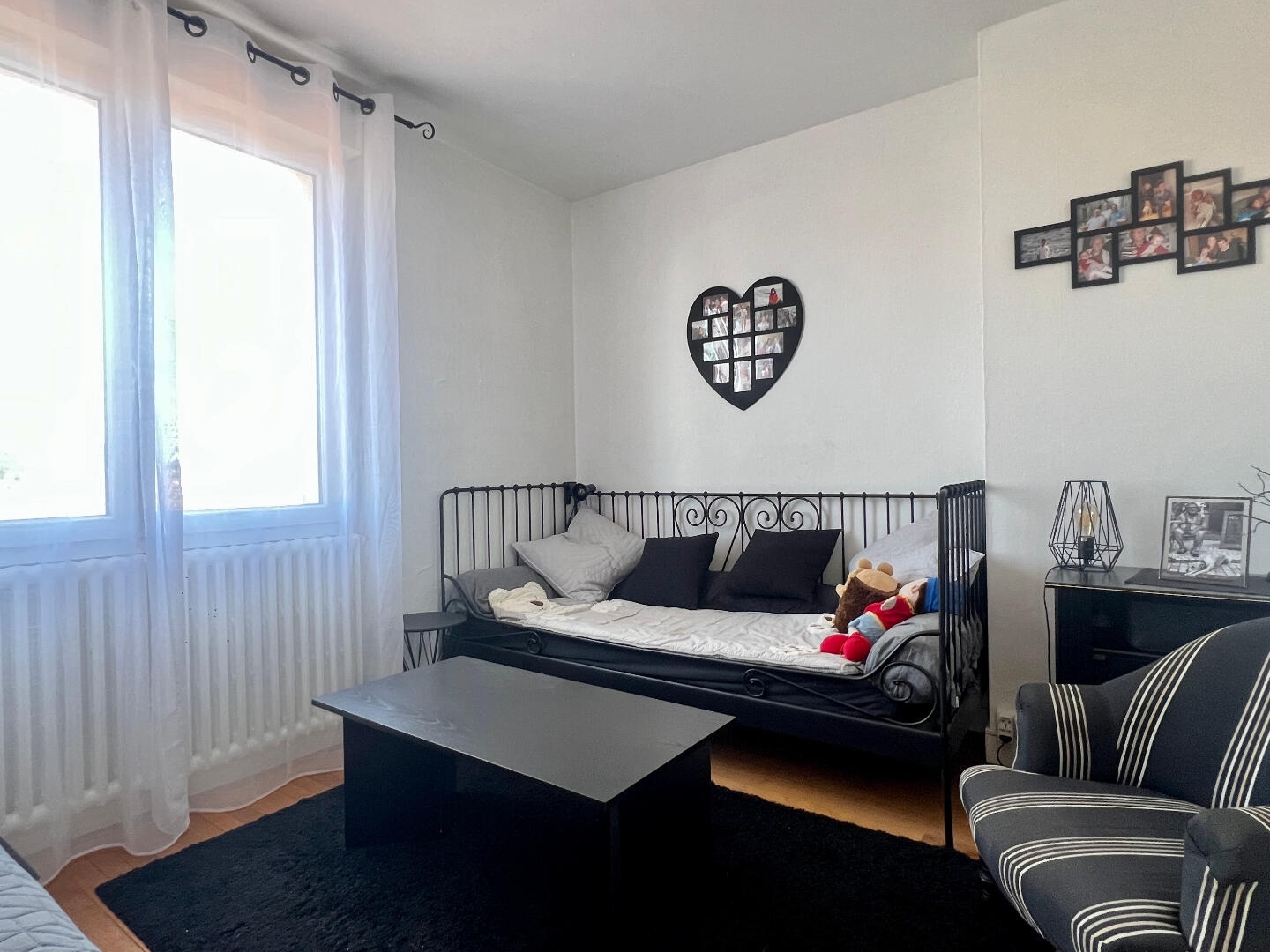 À La Roche-sur-Yon maison de 135 m² avec 4 chambres et terrain 489 m² + 83m2 de sous sol