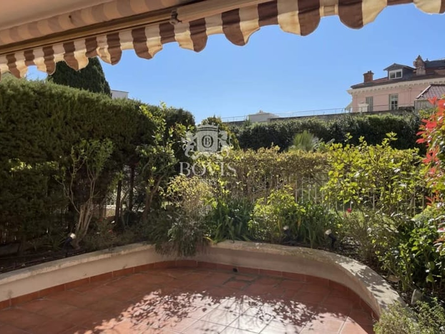 VENTE - 4 PIECES AVEC TERRASSE DE 24m²- BEAULIEU SUR MER