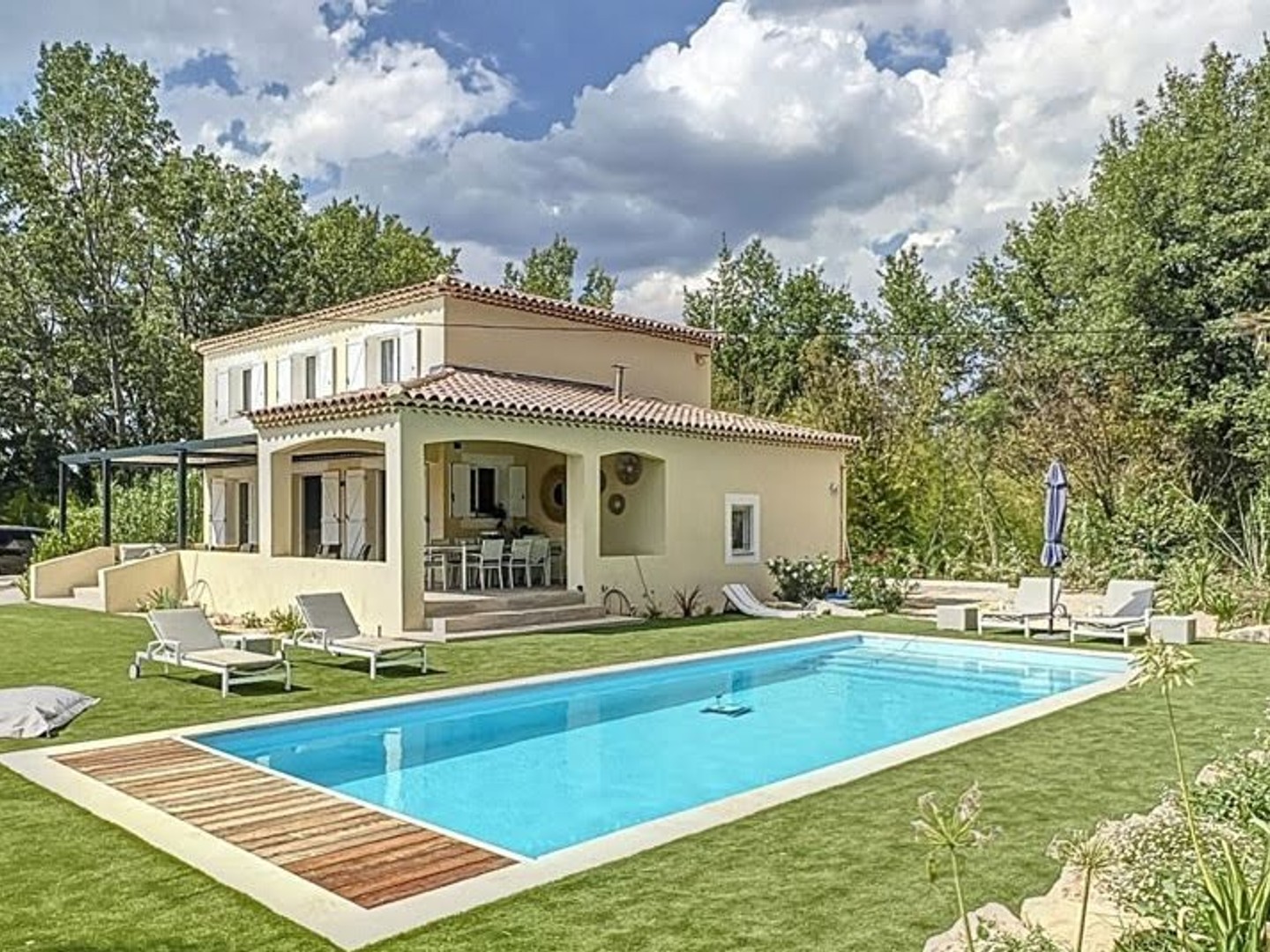 Maison 5 pièces 140 m²