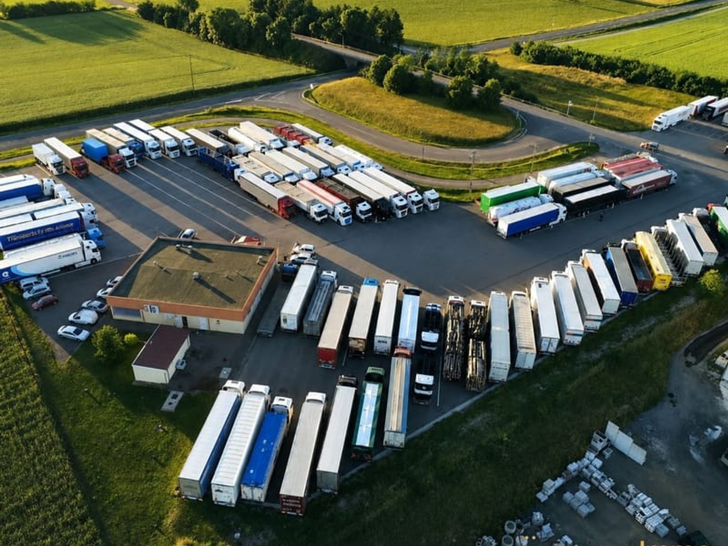 Locaux à vendre - 250m2 - Semoutiers-Montsaon (52000)