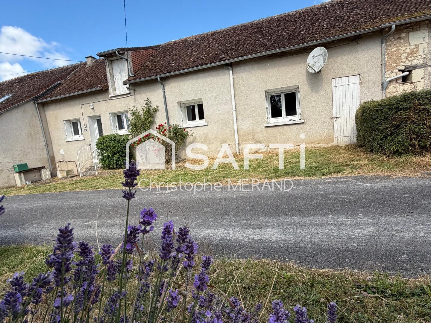 Immeuble à vendre - 9 pièces - 164m2 - Ingrandes (86220)