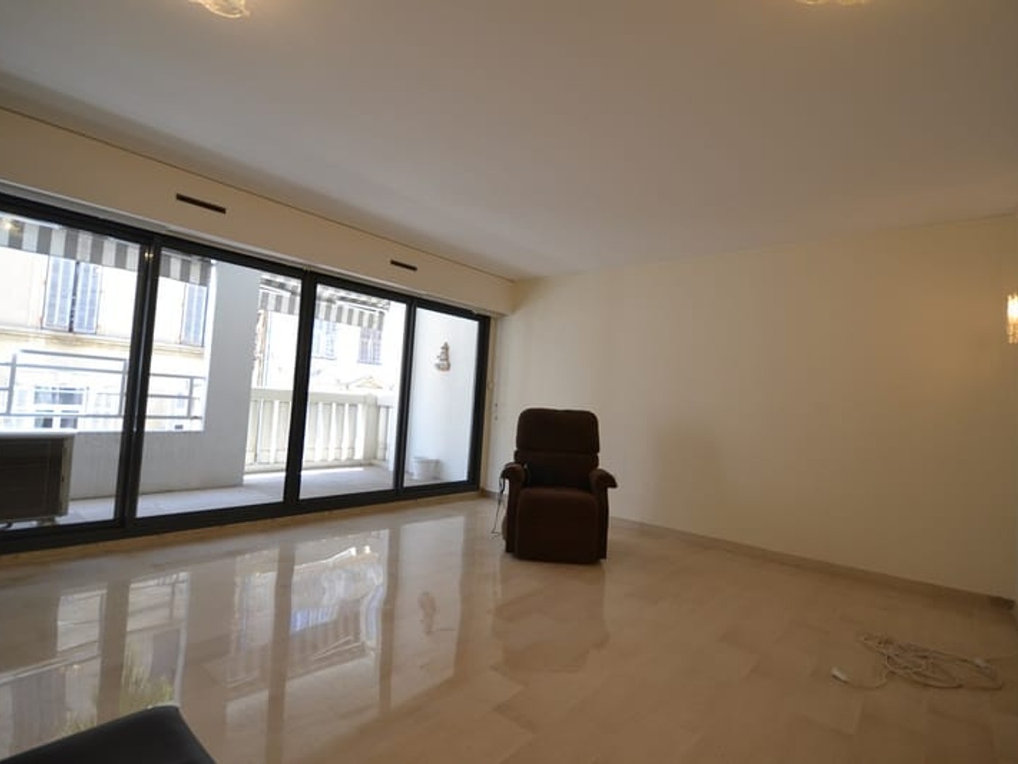 GRAND STUDIO 36M2 LES HESPERIDES CANNES CROISETTE