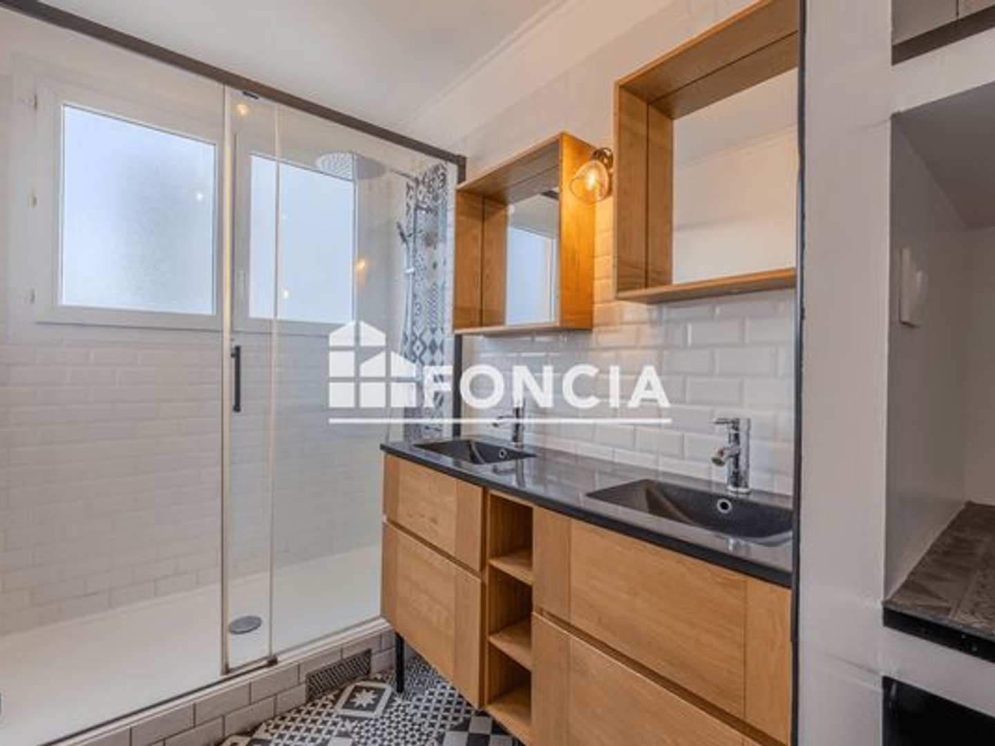 Appartement 3 pièces 77 m²
