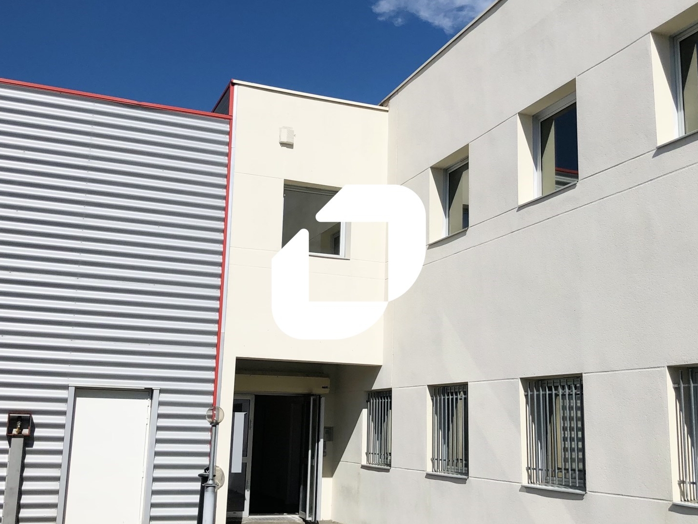 Locaux à vendre - 326m2 - Saint-Priest (69800)