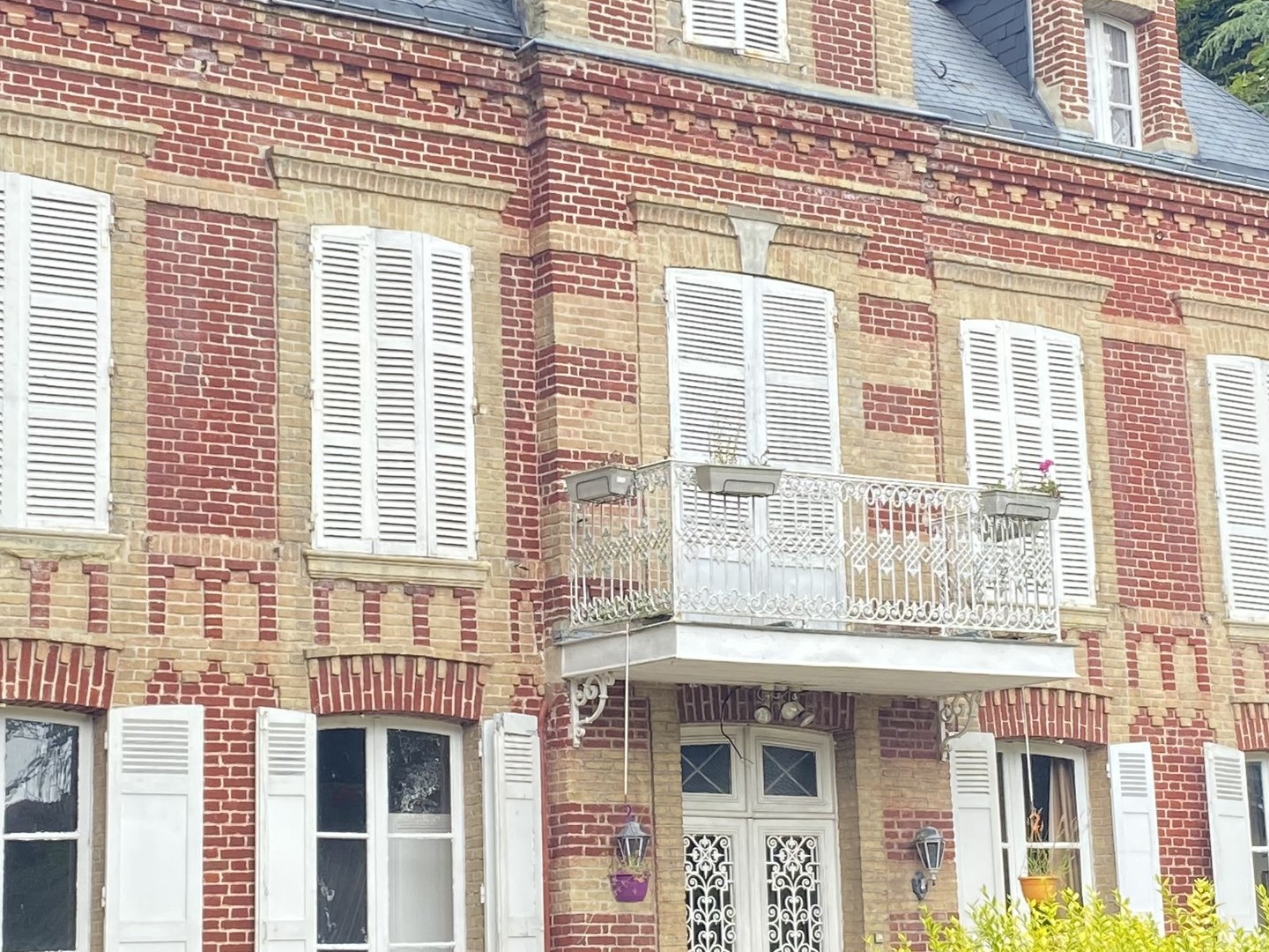 Maison 9 pièces 303 m²