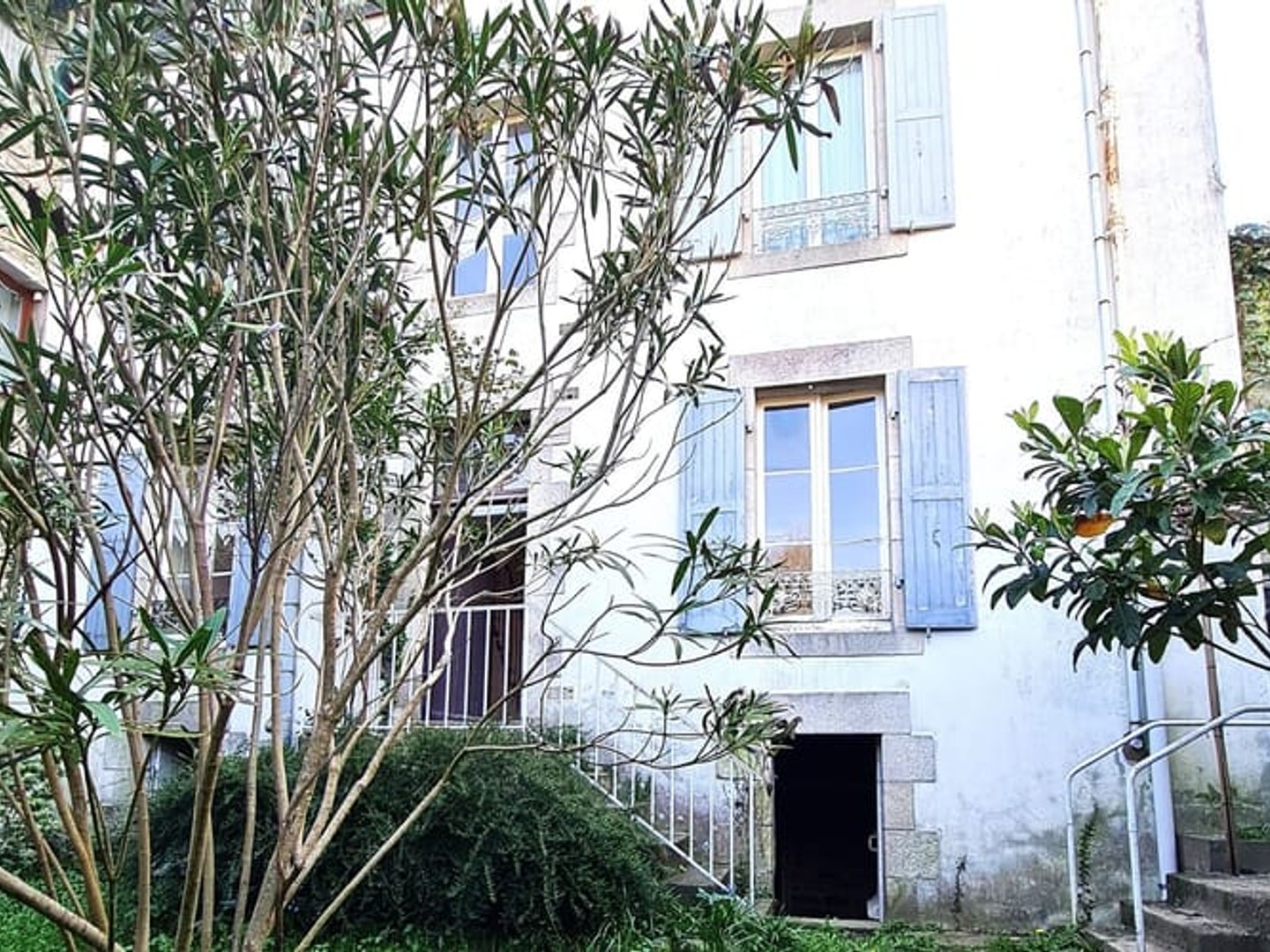 Immeuble 12 pièces 192 m²