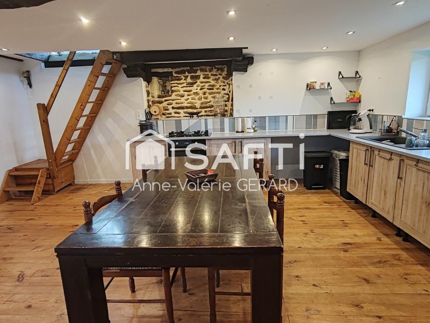 Maison de campagne, sans voisin, jardin 1198m²