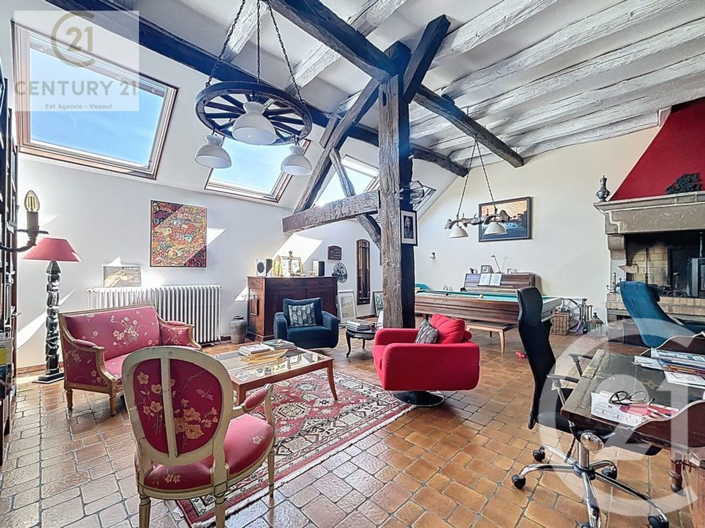 Maison 8 pièces 366 m²