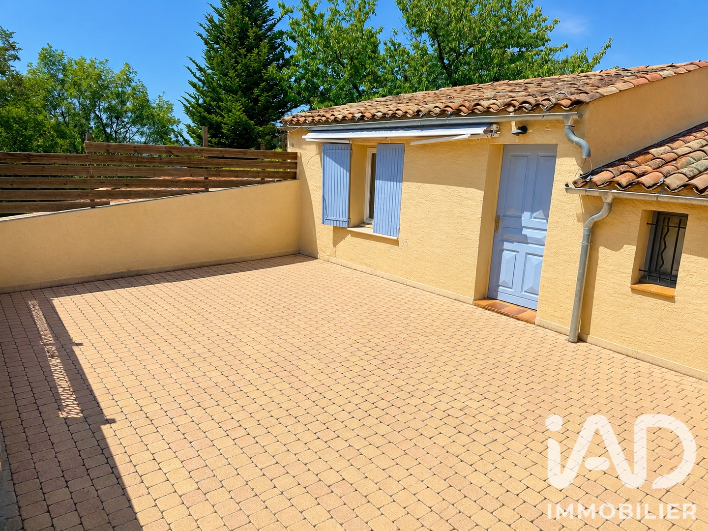Maison à vendre - 5 pièces - 113m2 - Pierrevert (04860)
