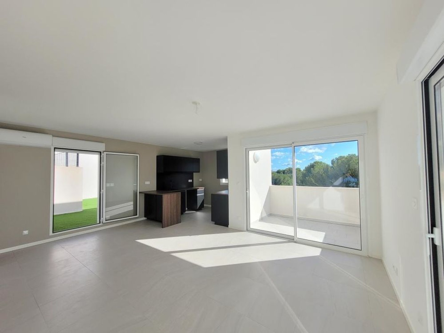 Appartement à vendre - 4 pièces - 75m2 - Sausset-Les-Pins (13960)