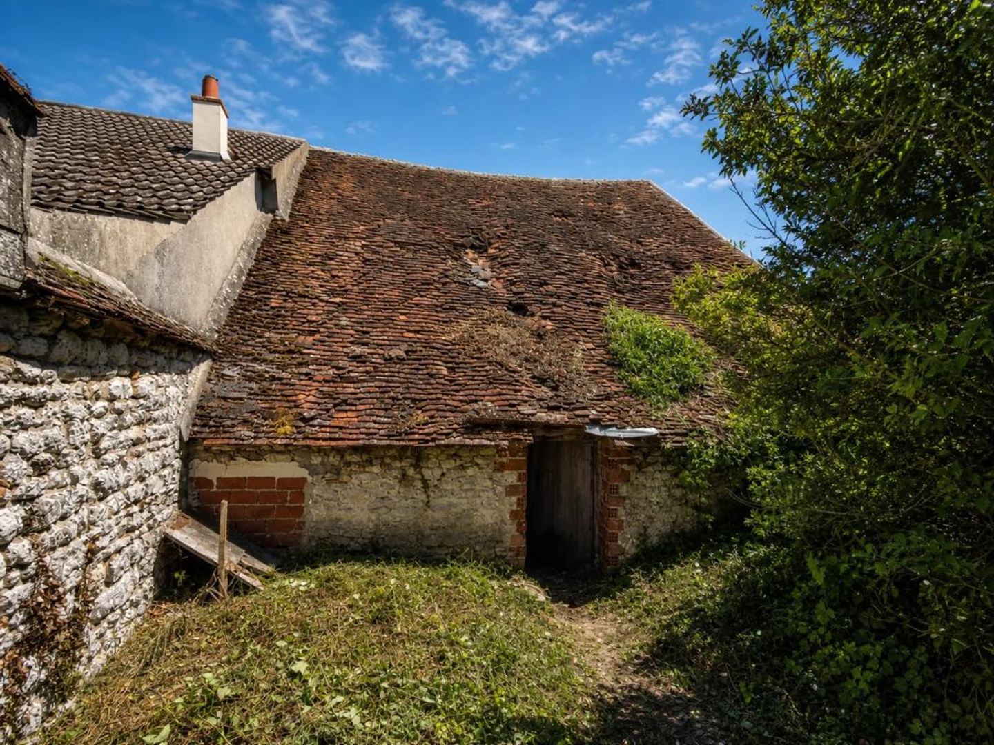 Grange de 66 m² située à Beaumont-du-Gâtinais