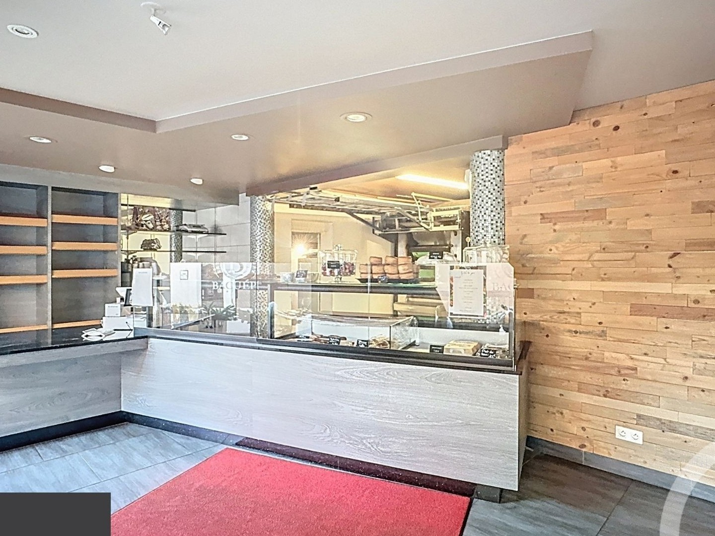 Maison 7 pièces 254 m²