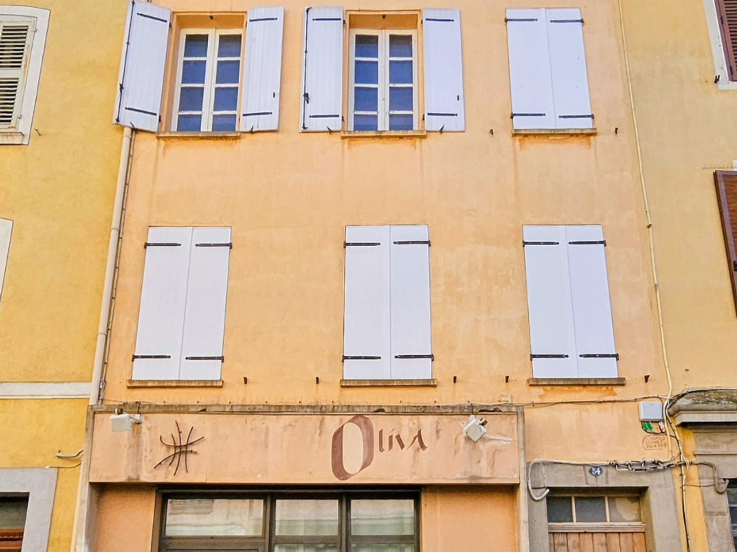 Murs de Local commercial + studio