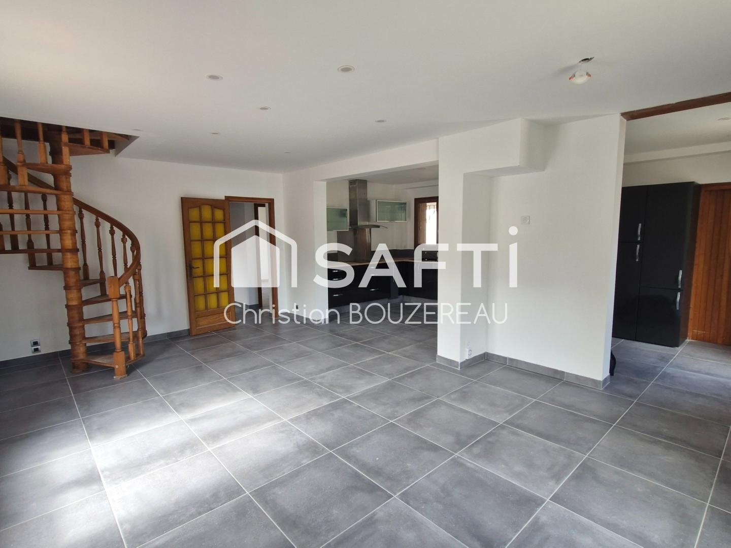 Maison à vendre - 6 pièces - 113m2 - Saint-Jean-De-Monts (85160)