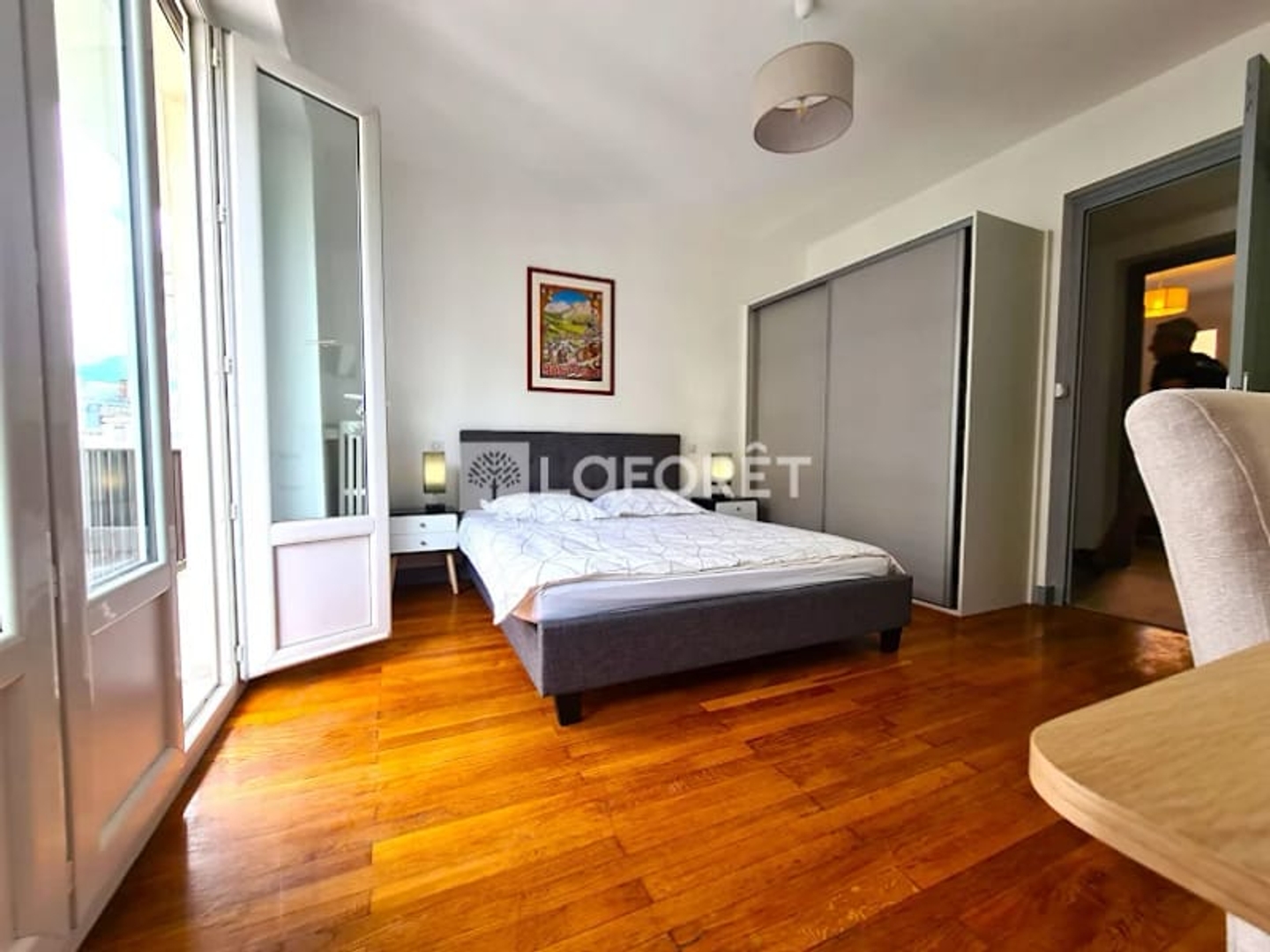 Locaux à vendre - 5 pièces - 107m2 - Chambéry (73000)