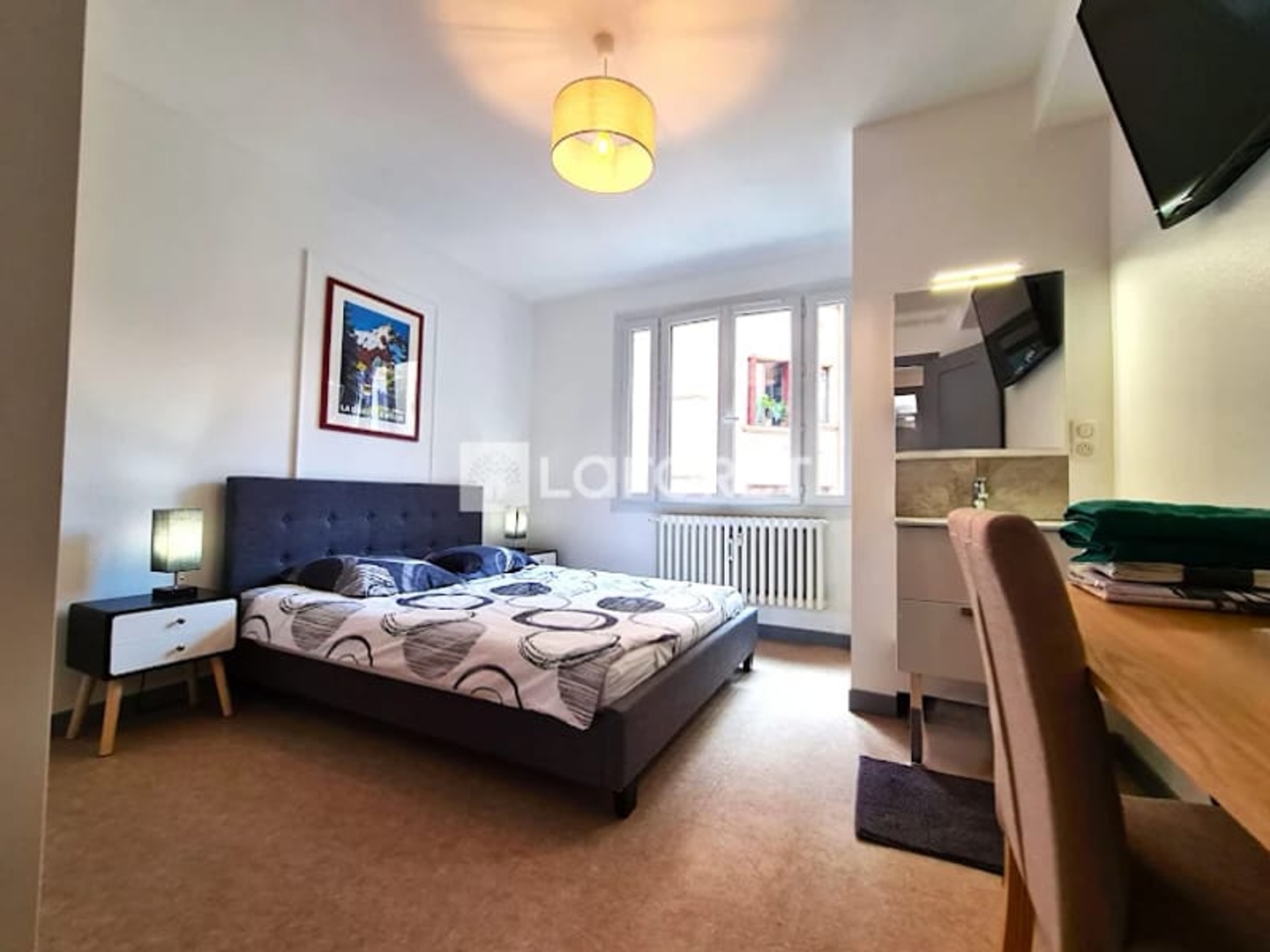 Locaux à vendre - 5 pièces - 107m2 - Chambéry (73000)
