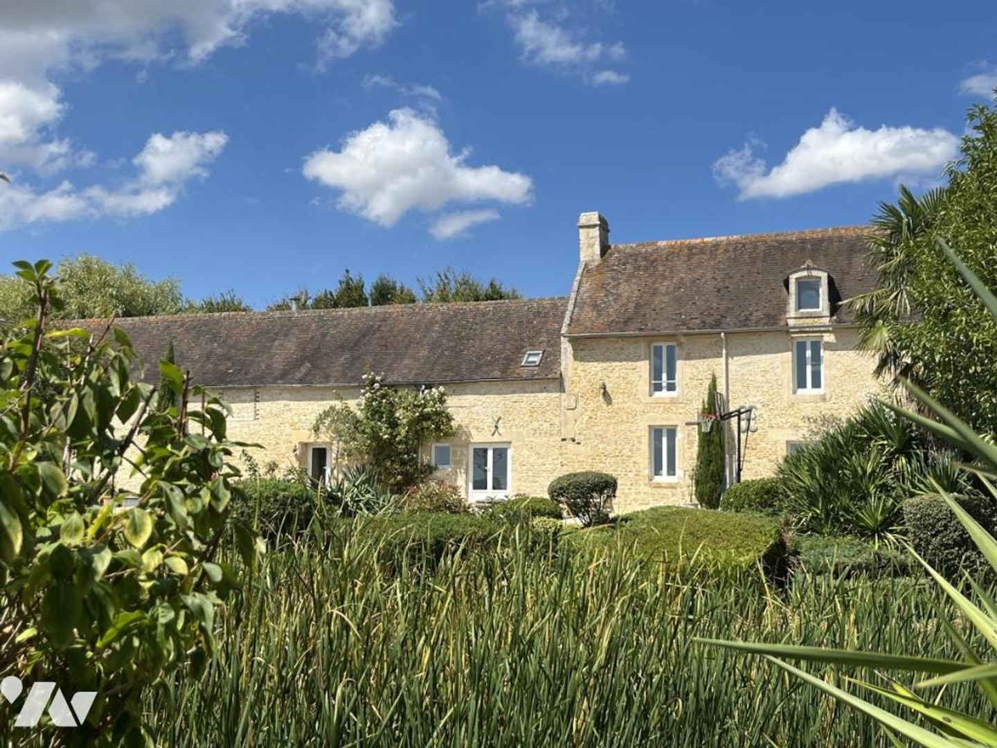 Maison 2 pièces 185 m²