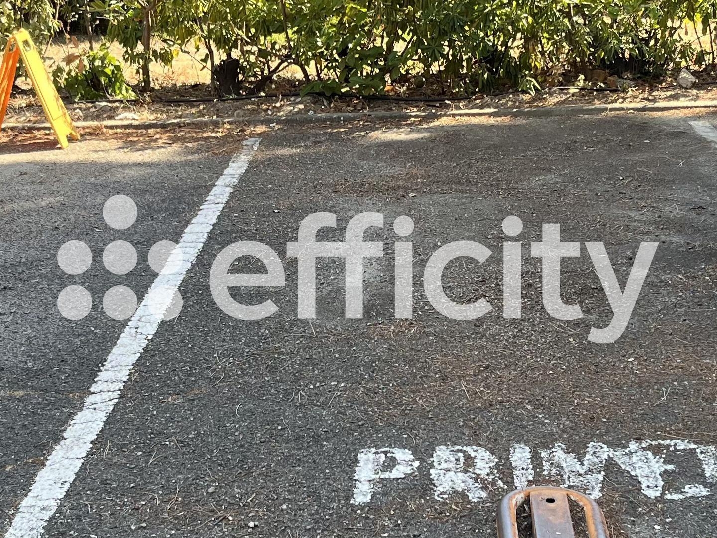 Parking 13 m²