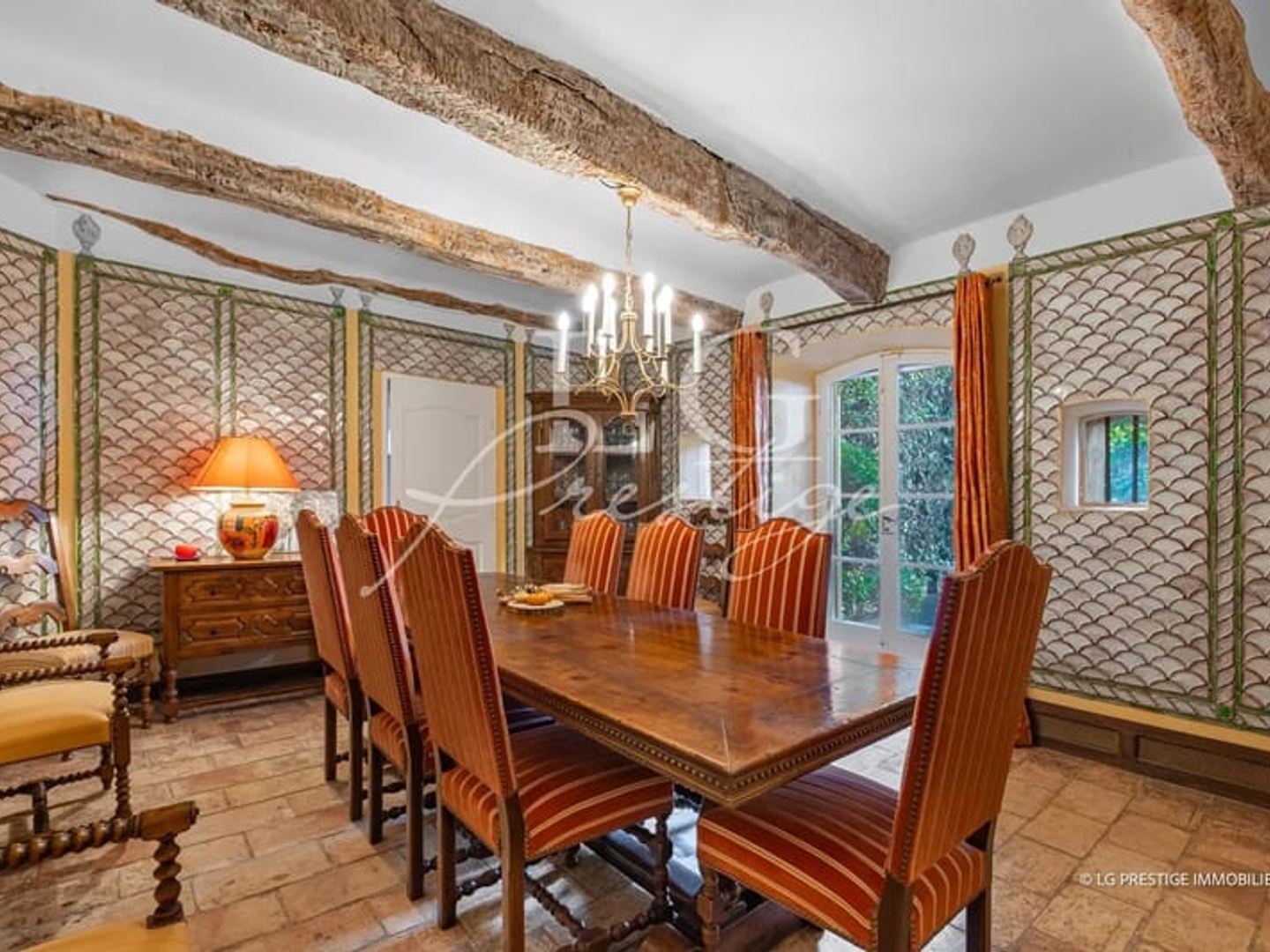 Maison à vendre - 17 pièces - 639m2 - Grasse (06130)