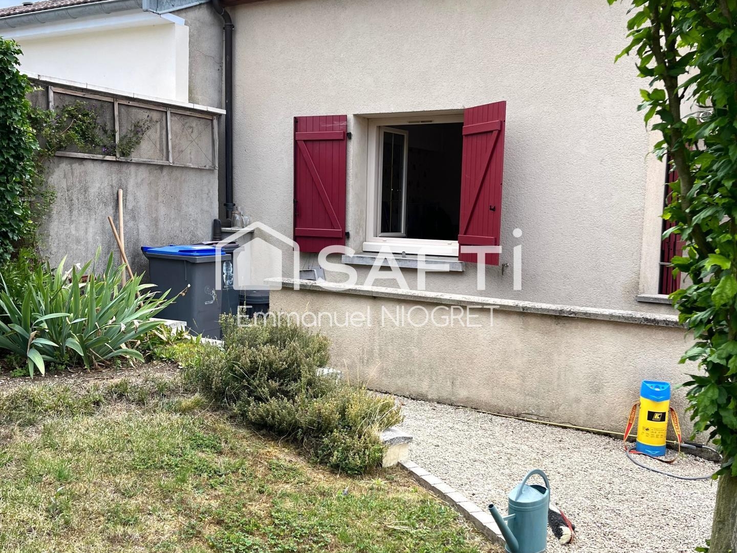 Maison à vendre - 4 pièces - 76m2 - Genlis (21110)
