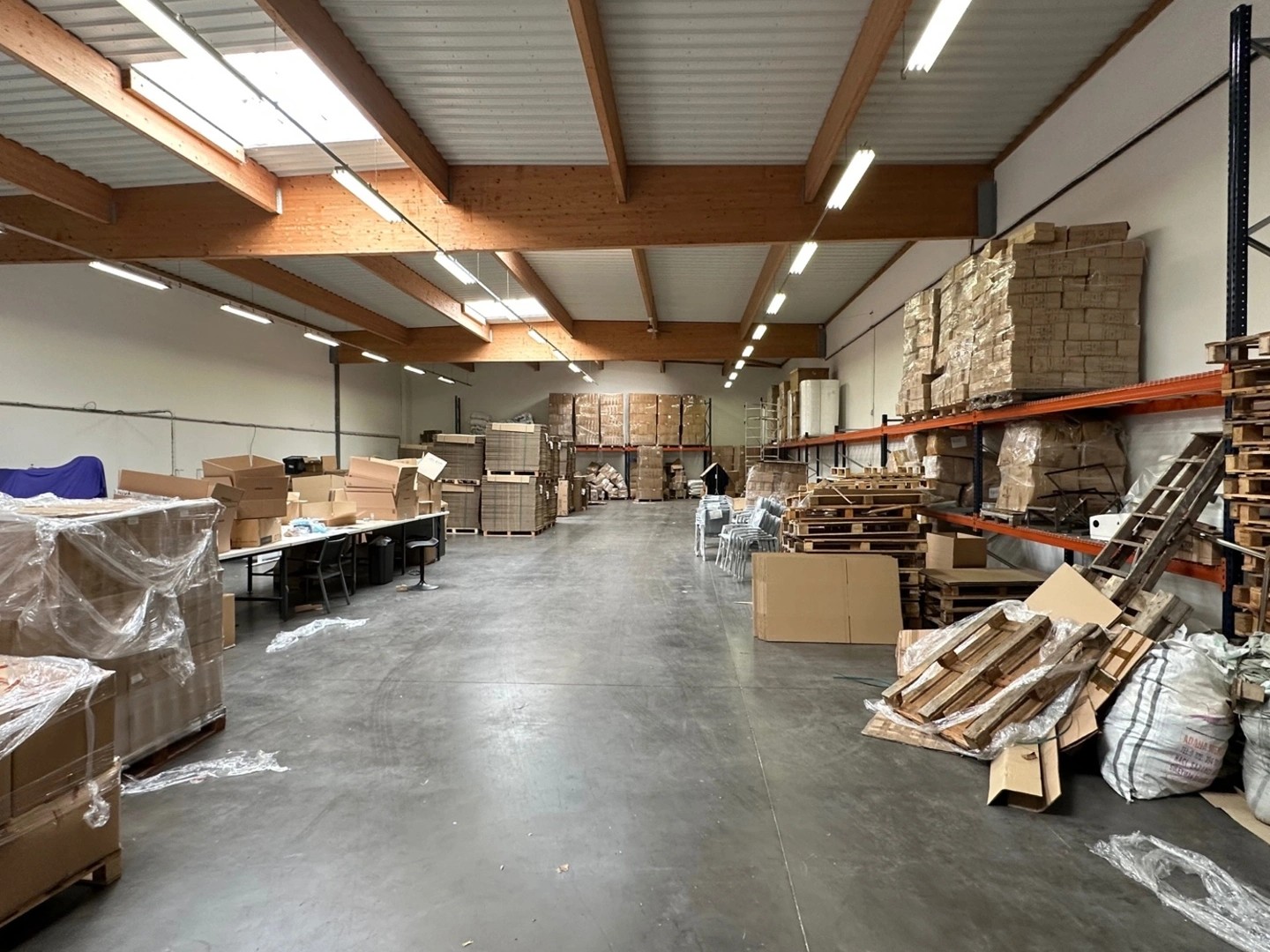 Commerce 3 pièces 662 m²