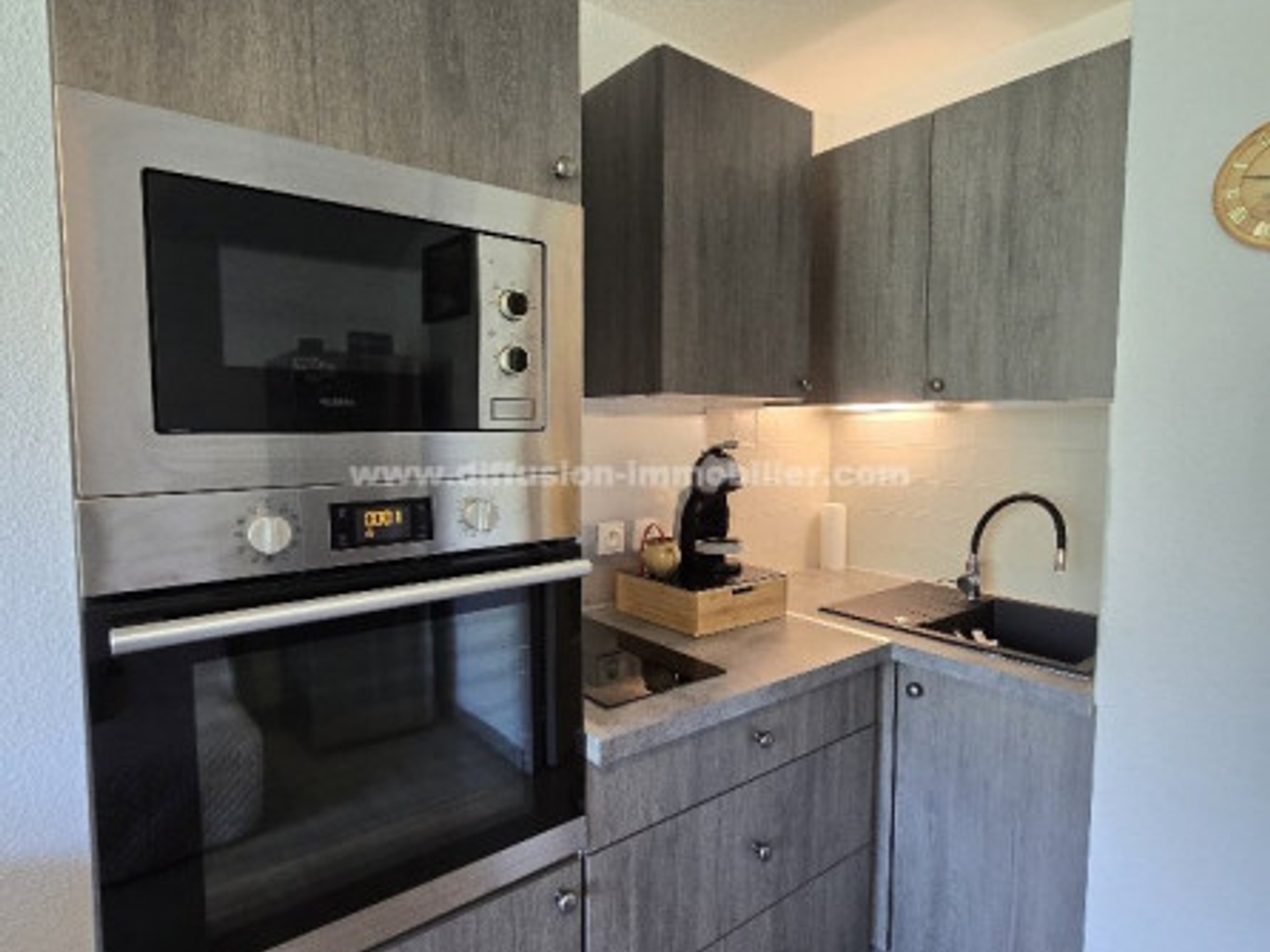 Appartement à vendre - 1 pièce - 24m2 - Enchastrayes (04400)