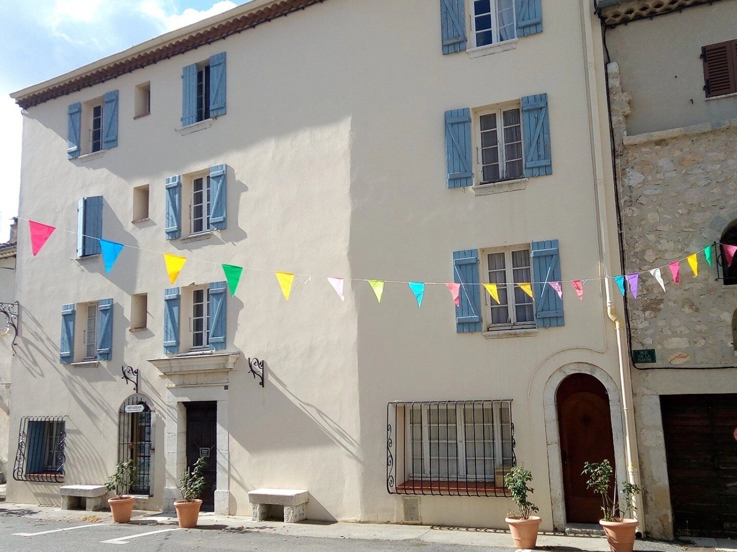 Maison à vendre - 15 pièces - 393m2 - Coursegoules (06140)