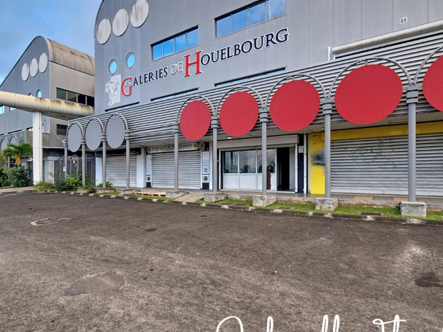 Commerce 1 pièce 69 m²