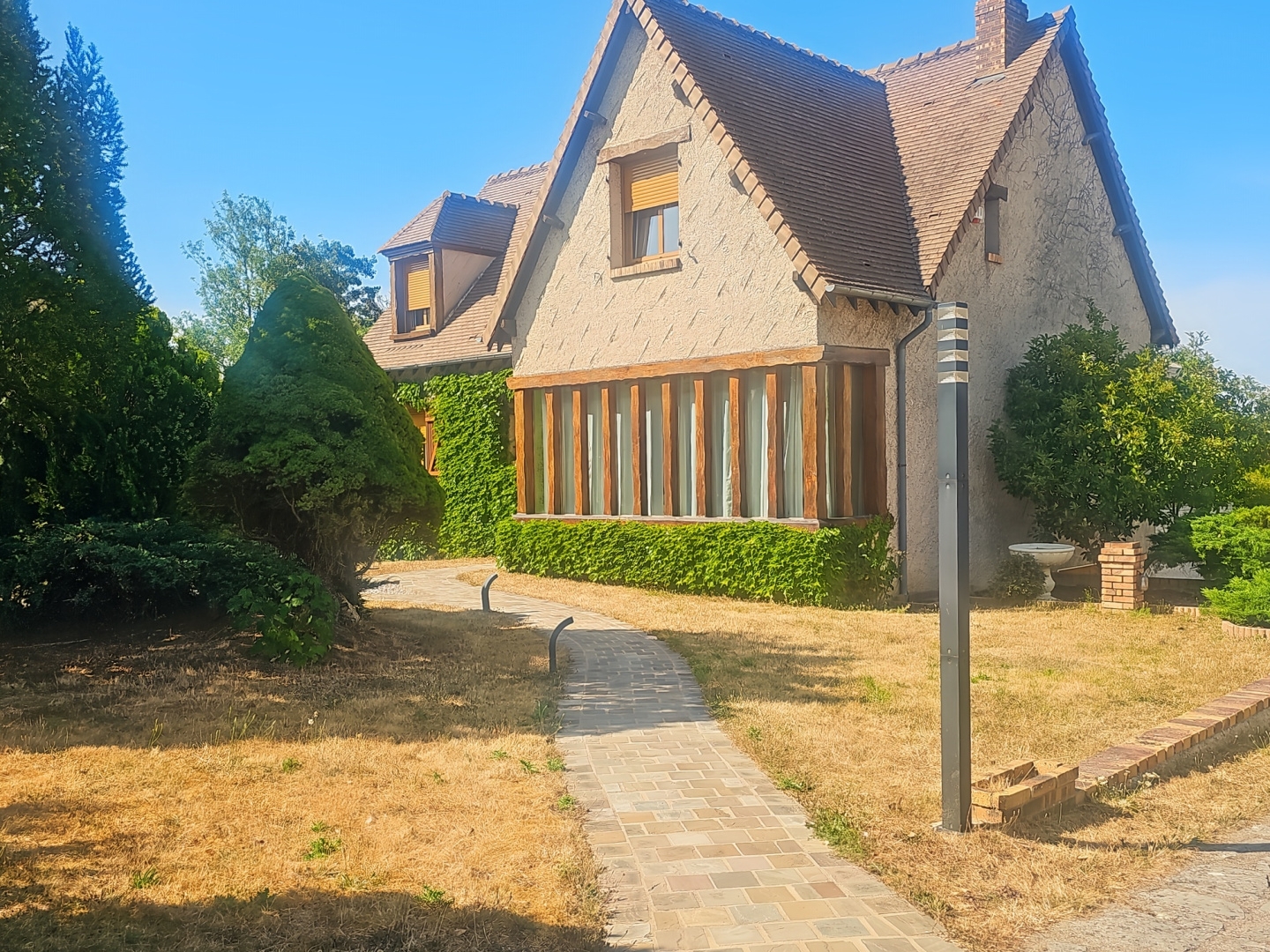 Maison 164 m² avec véranda et terrain de 1 566 m²