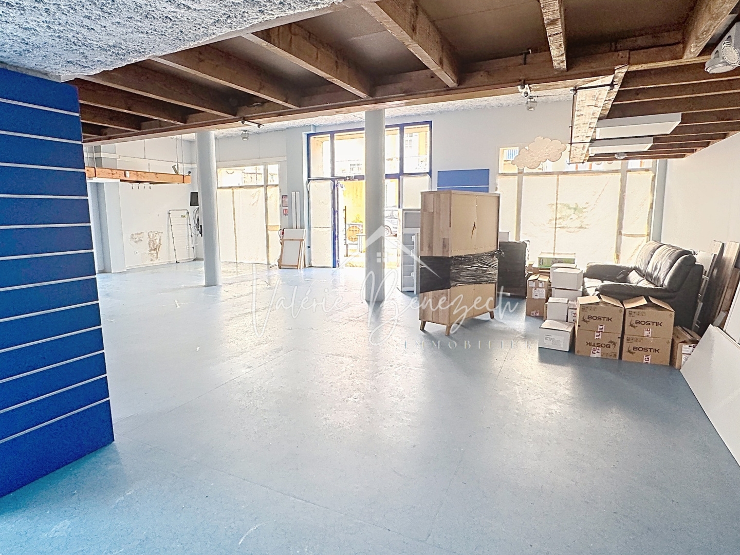 Locaux à vendre - 200m2 - Saint-Affrique (12400)