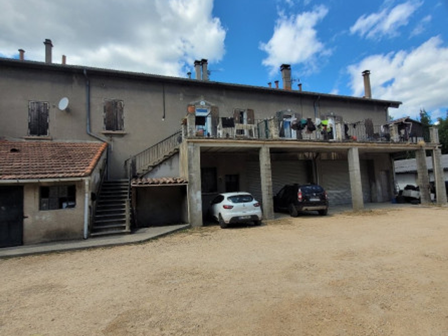 Immeuble de rapport 1997 m²