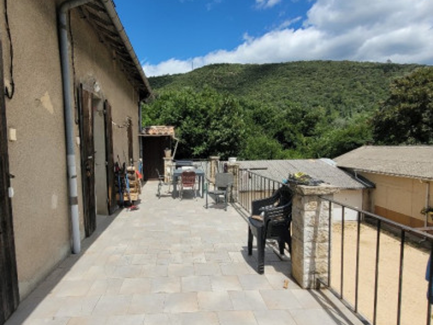Immeuble à vendre - 1997m2 - Bessèges (30160)