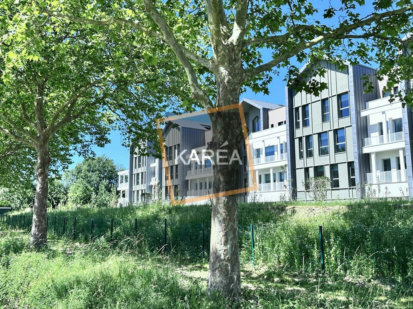 Locaux à vendre - 30m2 - Serris (77700)