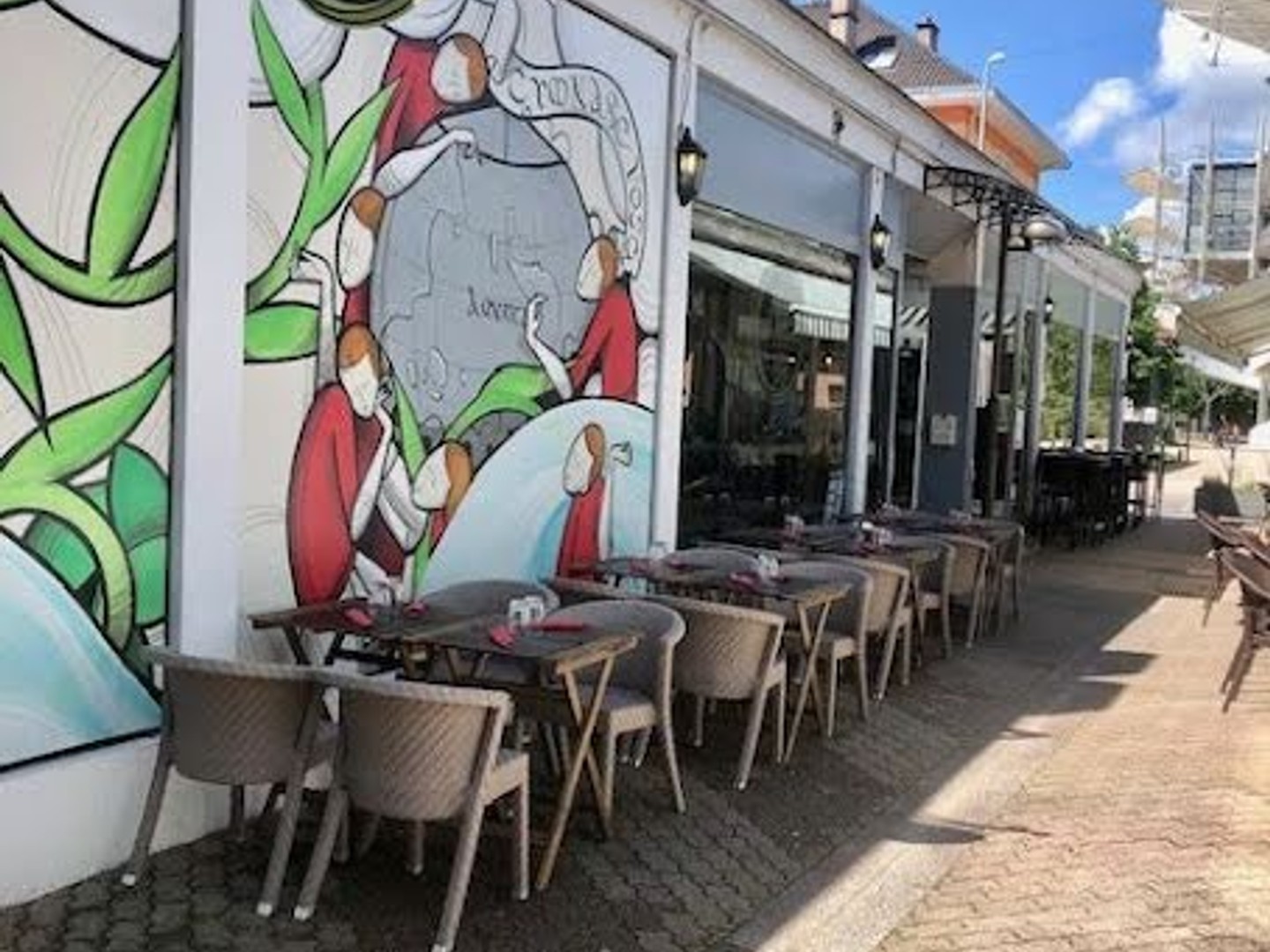 Local 1 pièce 650 m²