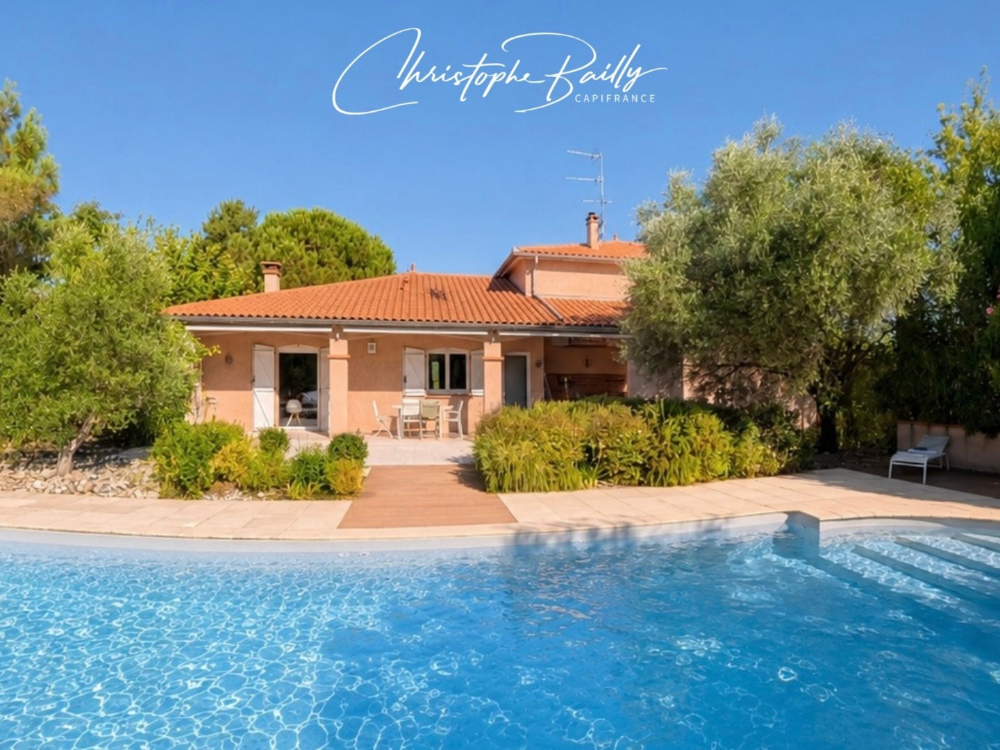 Maison familiale de 182 m² avec piscine et jardin arboré à Rouffiac-Tolosan (31180)
