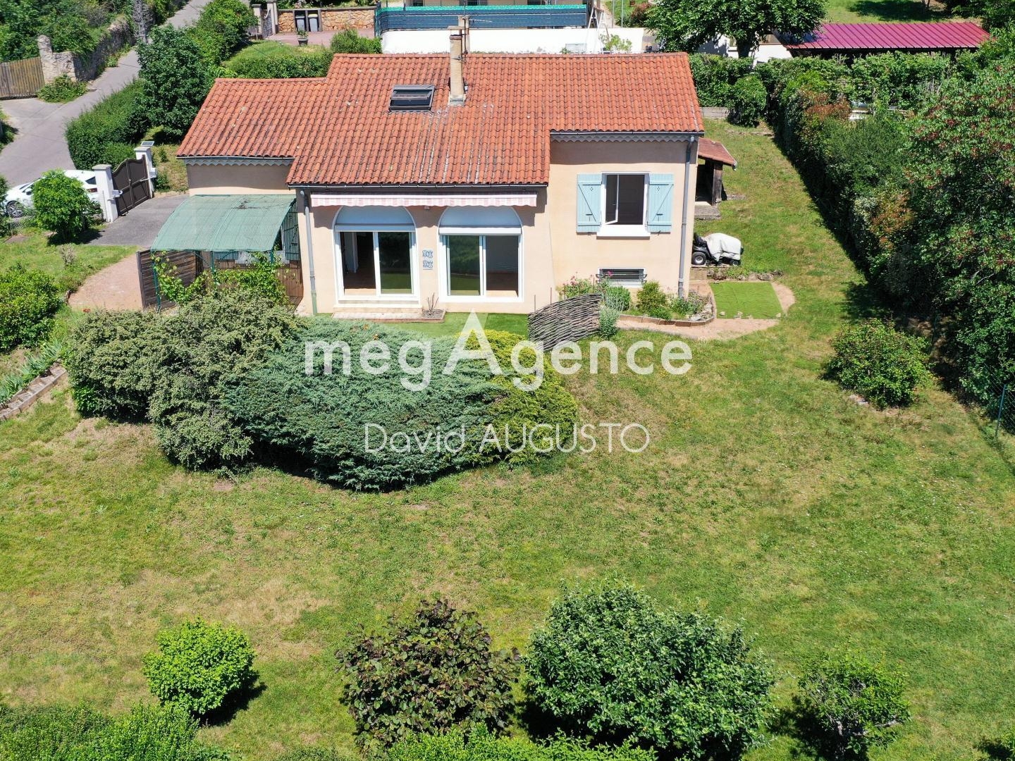 Maison à vendre - 5 pièces - 120m2 - Vaugneray (69670)
