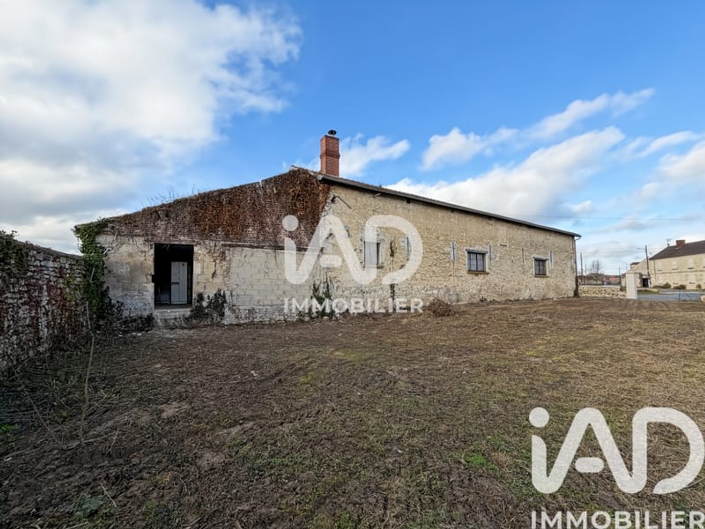 Maison avec appartements 323 m²