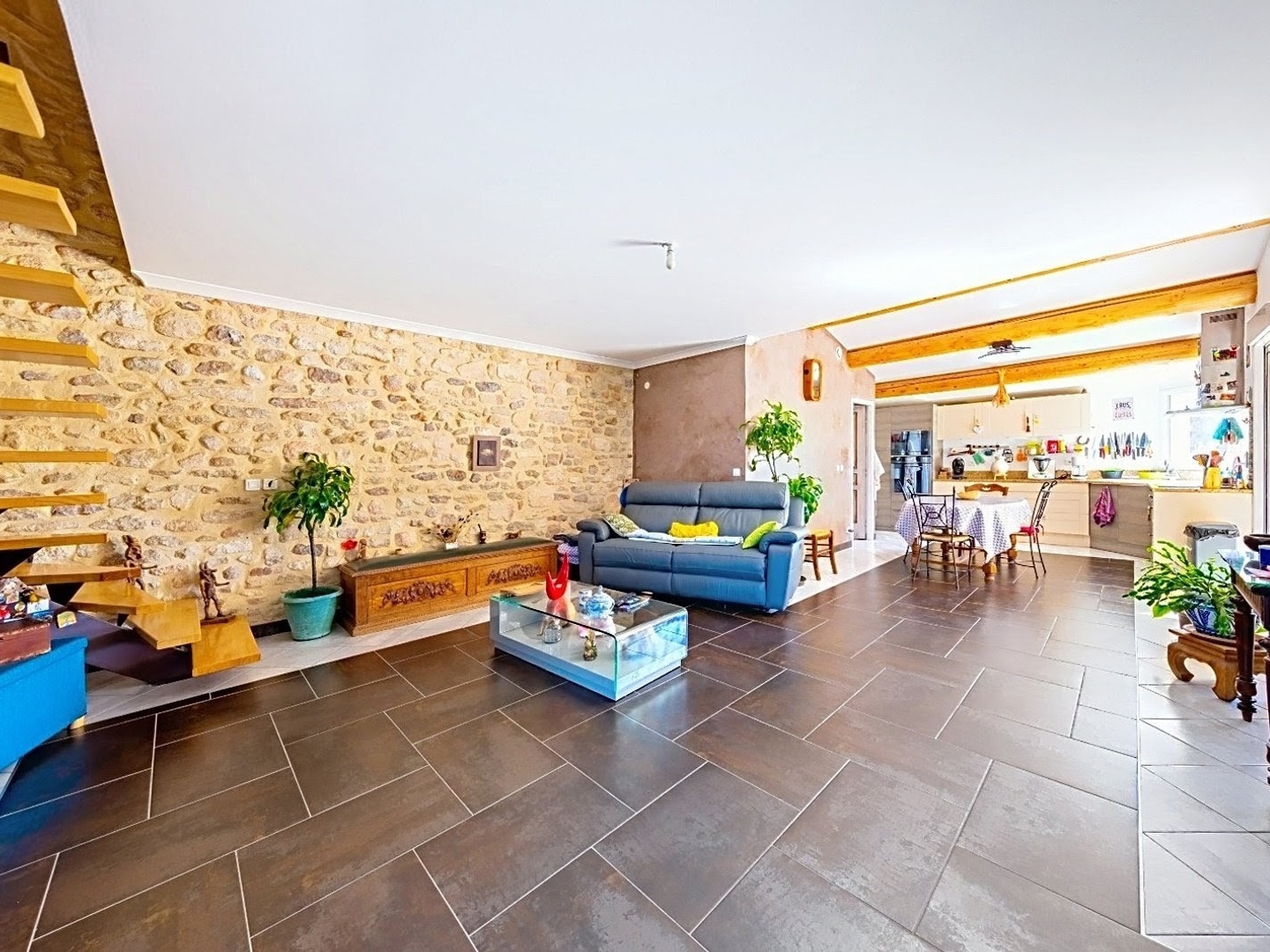 Sommières - Appartement d'exception avec terrasse, jardin et garage de 100 m²