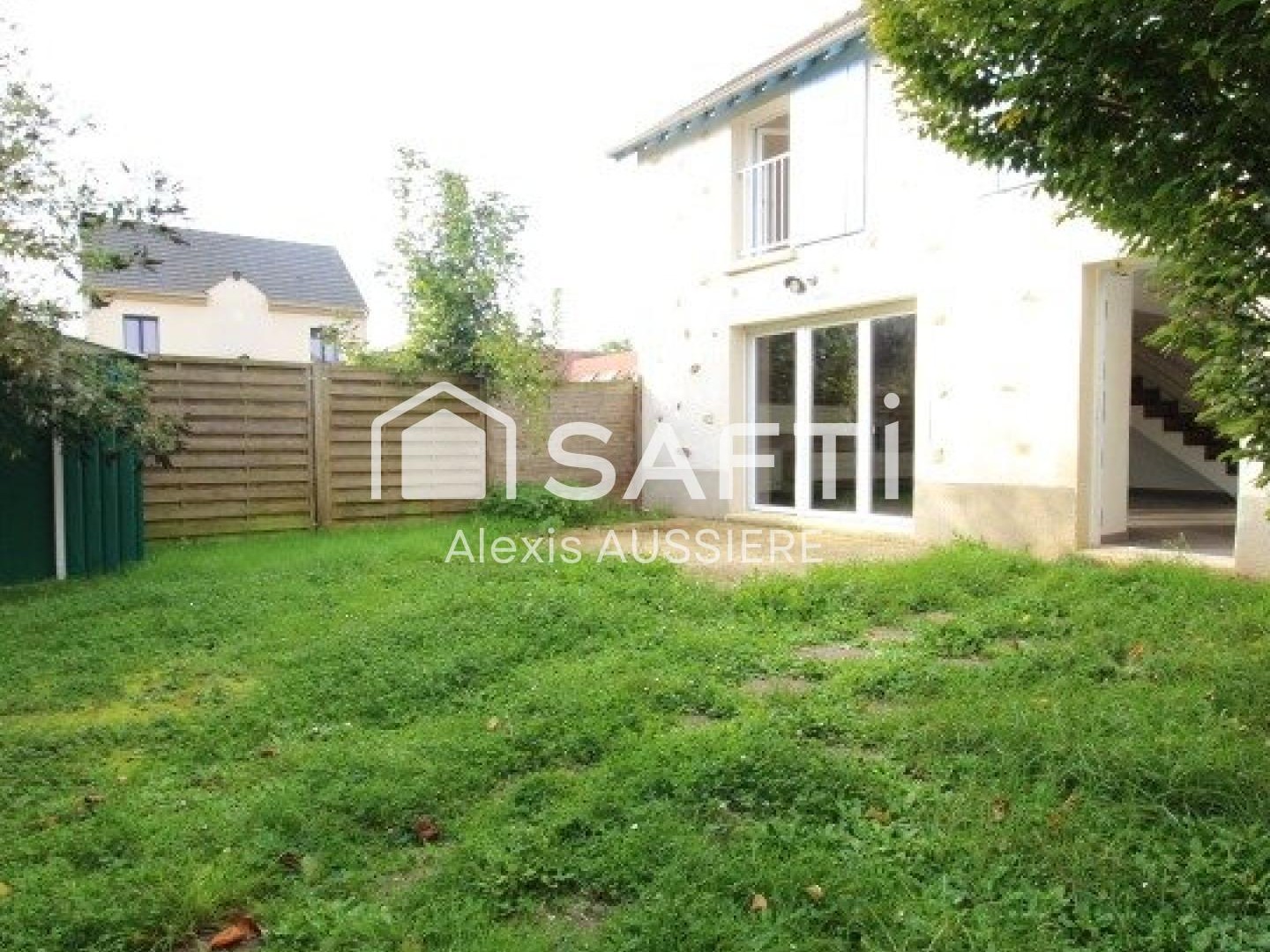MAISON 96 M2 + 147 M2 TERRAIN