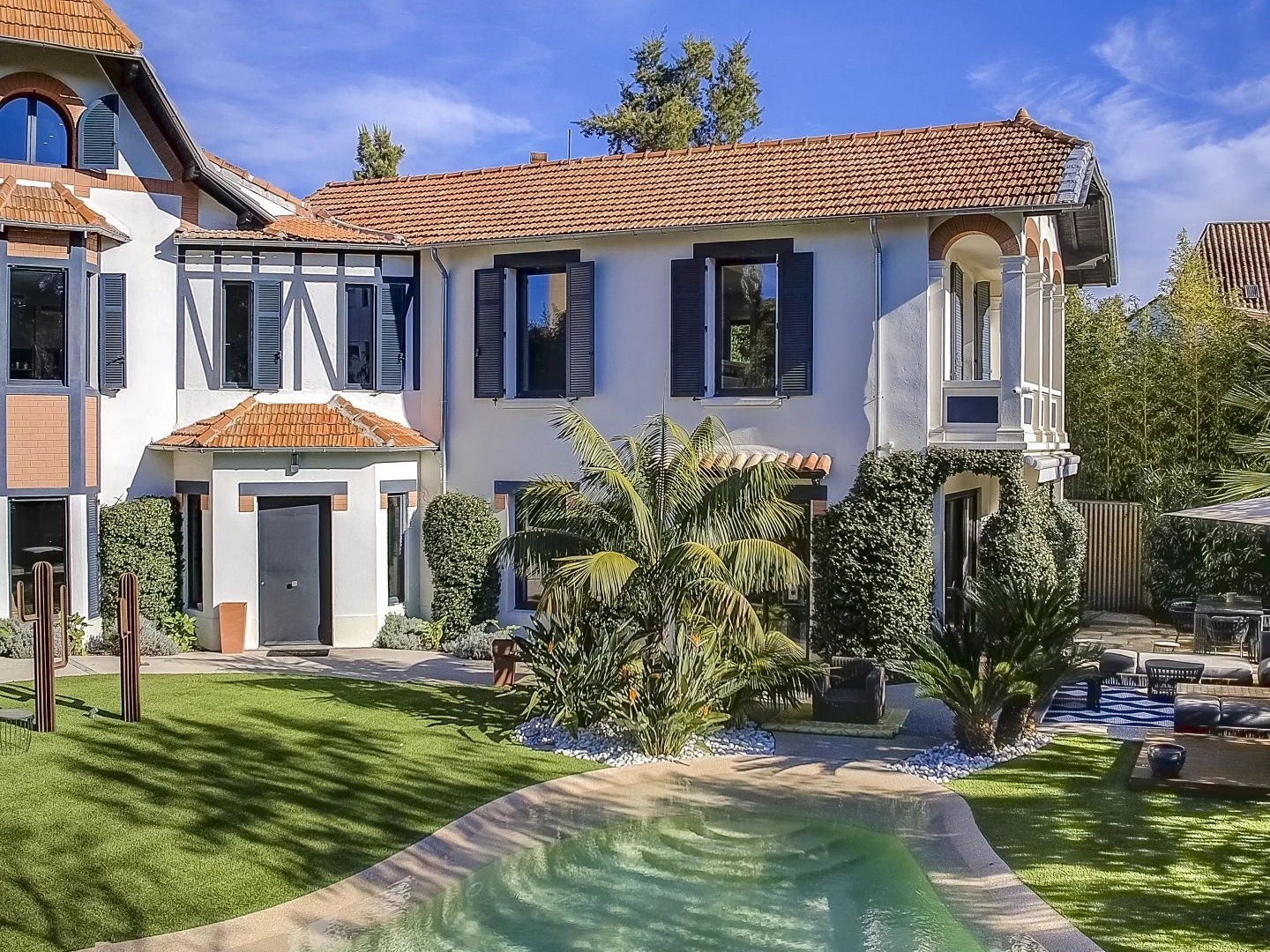 Cannes Basse Californie Villa Renovee